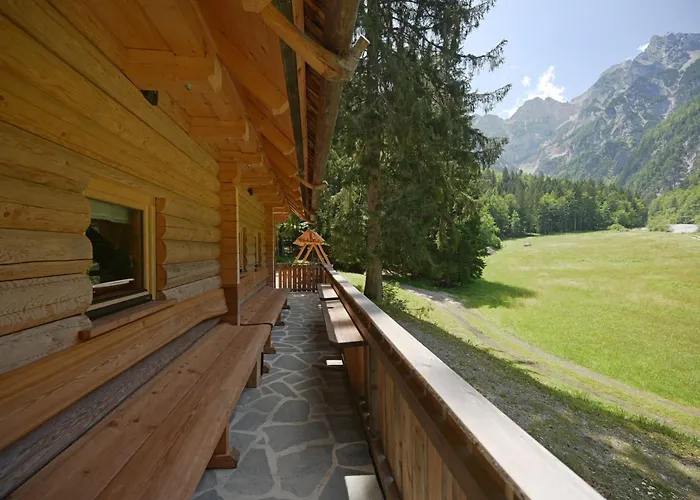 Chalet Alpine Loghouse Plansarska Bajta Matkov Kot *